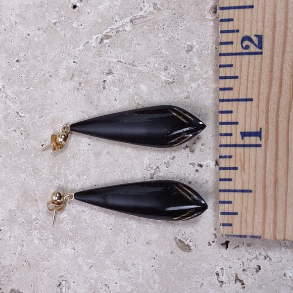 Vintage Richard J Barile Black Coral Earrings w/14k Gold Trim - Picture 7 of 9